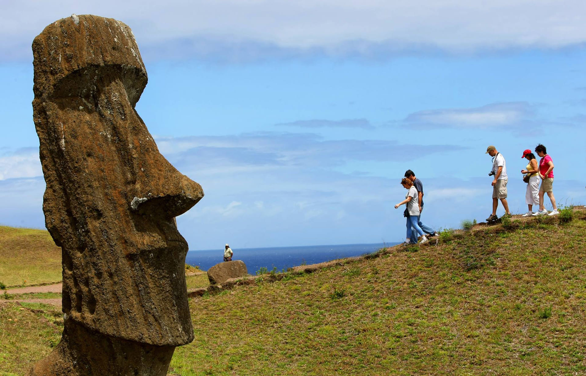 Easter Island Rapa Nui Explorer Cascada Expediciones